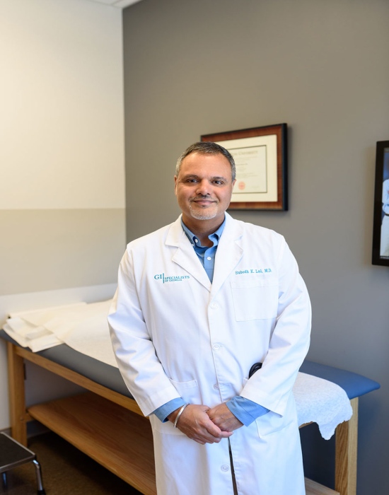Doctor in Atlanta Providing Sigmoidoscopy as Part of General GI Services